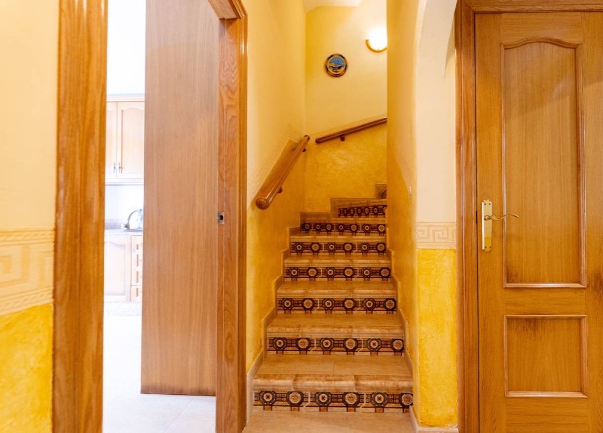 Bestaand - Townhouse / Semi-detached - Los Altos