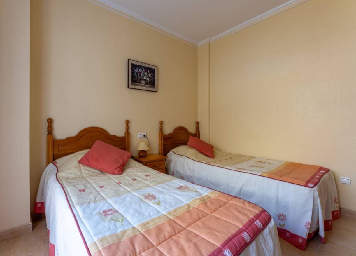 Bestaand - Townhouse / Semi-detached - Los Altos