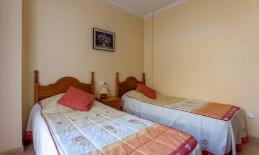 Bestaand - Townhouse / Semi-detached - Los Altos