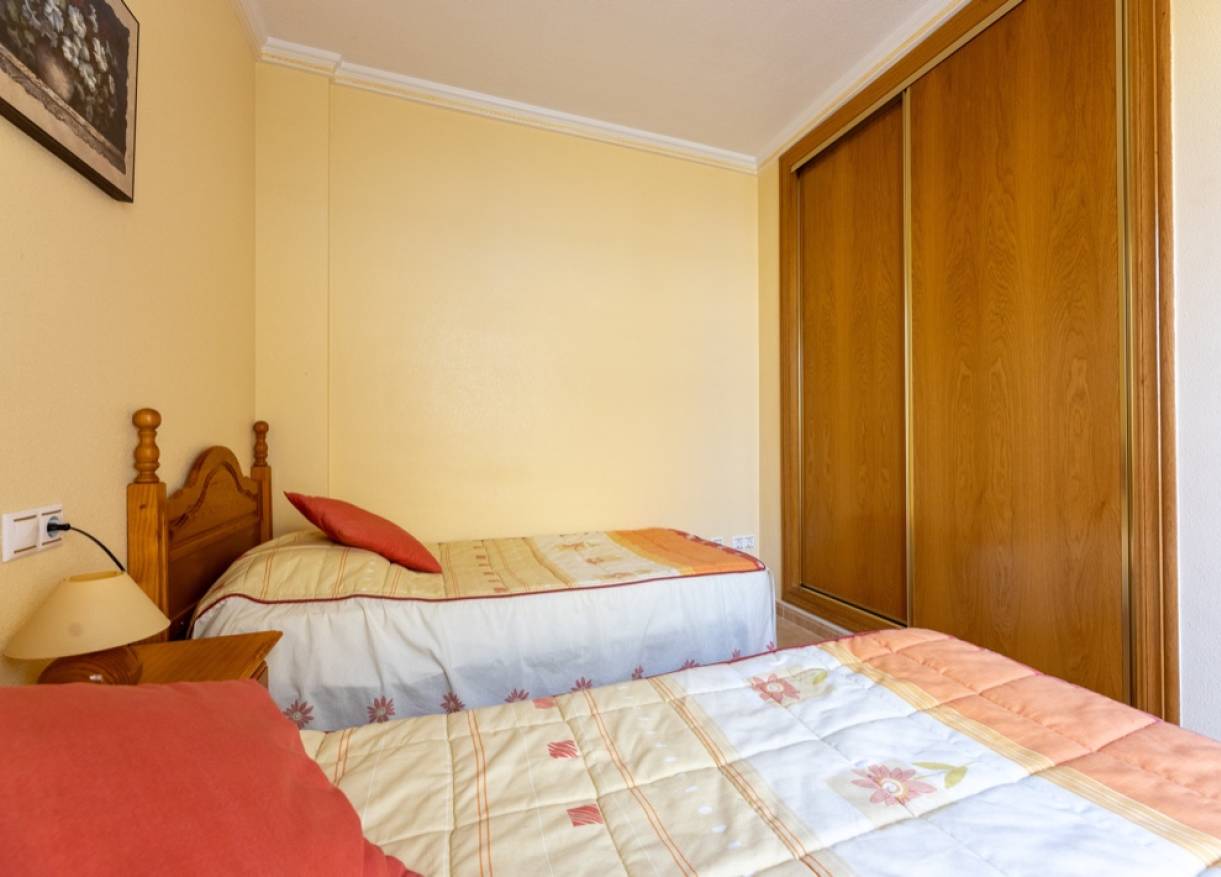 Bestaand - Townhouse / Semi-detached - Los Altos