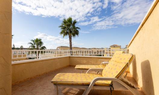 Bestaand - Townhouse / Semi-detached - Los Altos
