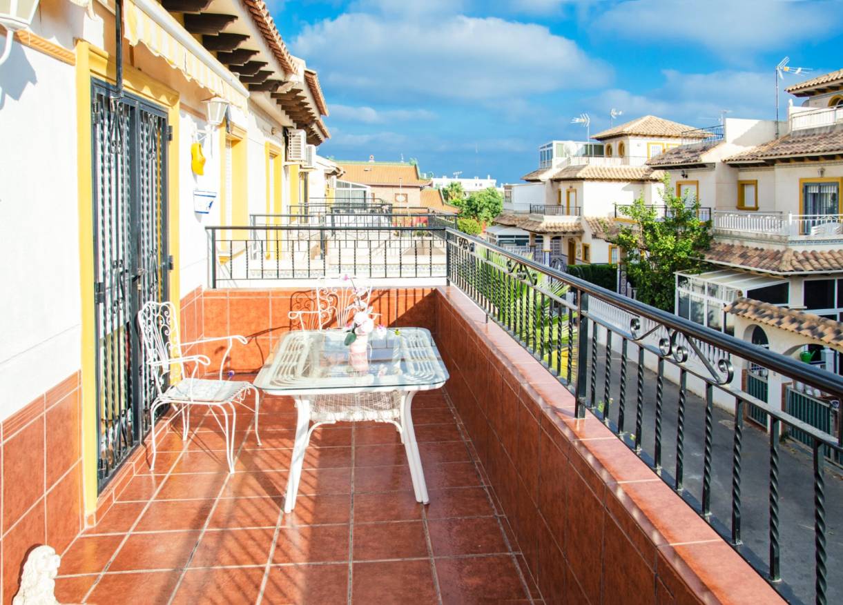 Bestaand - Townhouse / Semi-detached - Orihuela Costa
