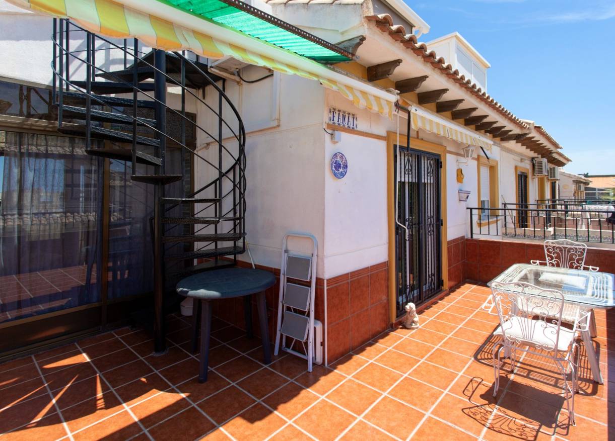 Bestaand - Townhouse / Semi-detached - Orihuela Costa