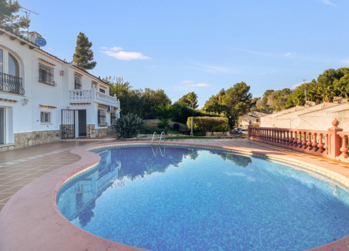 Bestaand - Villa - Denia