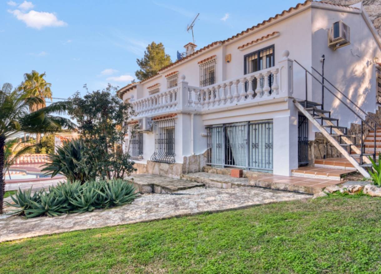 Bestaand - Villa - Denia