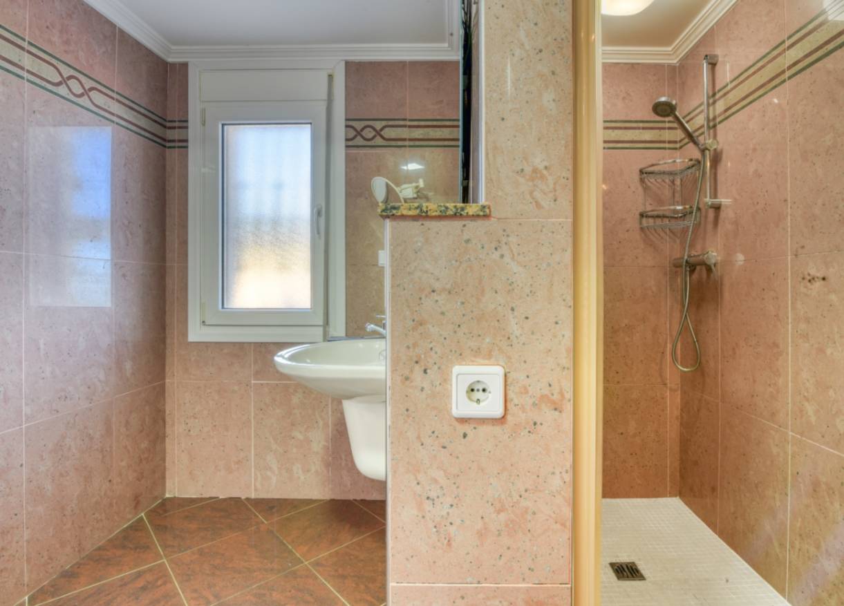 Bestaand - Villa - Denia