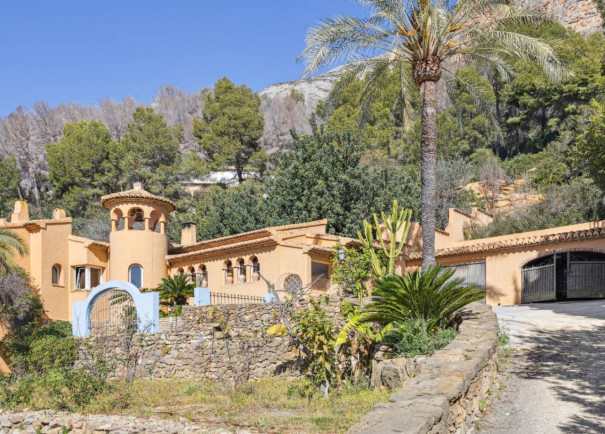 Bestaand - Villa - Jávea - Montgo