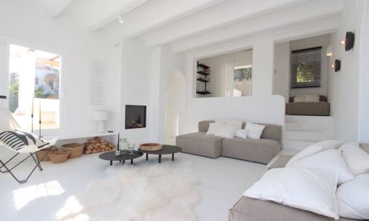 Bestaand - Villa - Jávea