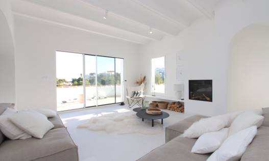 Bestaand - Villa - Jávea
