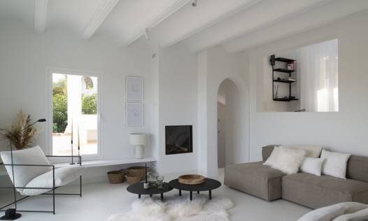 Bestaand - Villa - Jávea