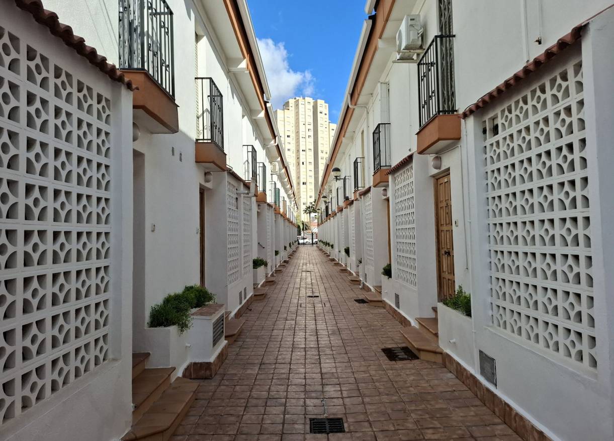 Bestaand - Townhouse / Semi-detached - Benidorm