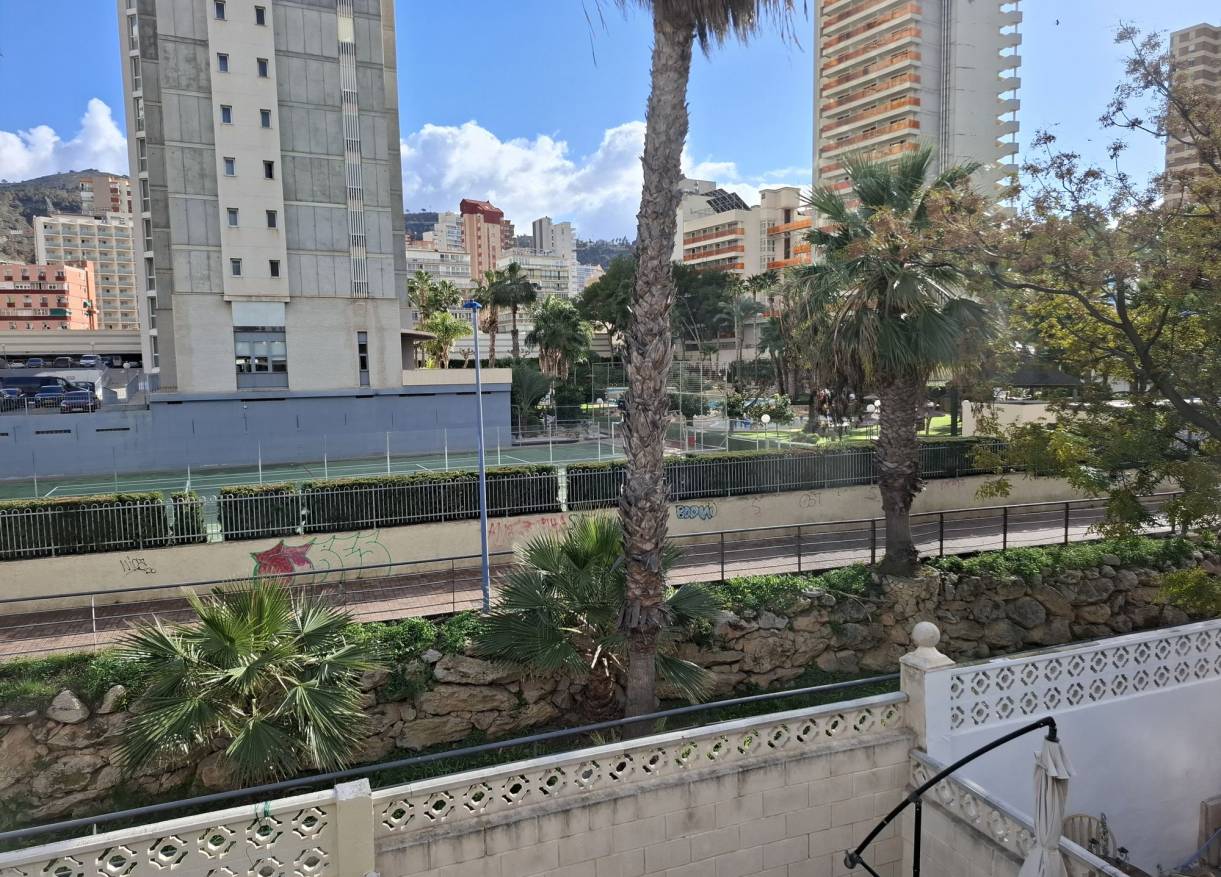 Bestaand - Townhouse / Semi-detached - Benidorm