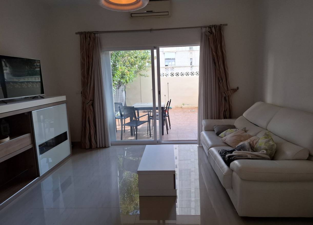 Bestaand - Townhouse / Semi-detached - Benidorm