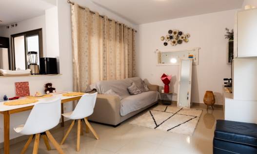 Bestaand - Townhouse / Semi-detached - Punta Prima