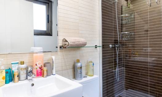 Bestaand - Townhouse / Semi-detached - Punta Prima