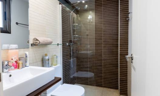Bestaand - Townhouse / Semi-detached - Punta Prima