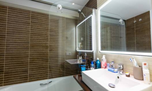 Bestaand - Townhouse / Semi-detached - Punta Prima