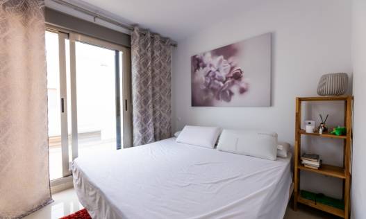 Bestaand - Townhouse / Semi-detached - Punta Prima