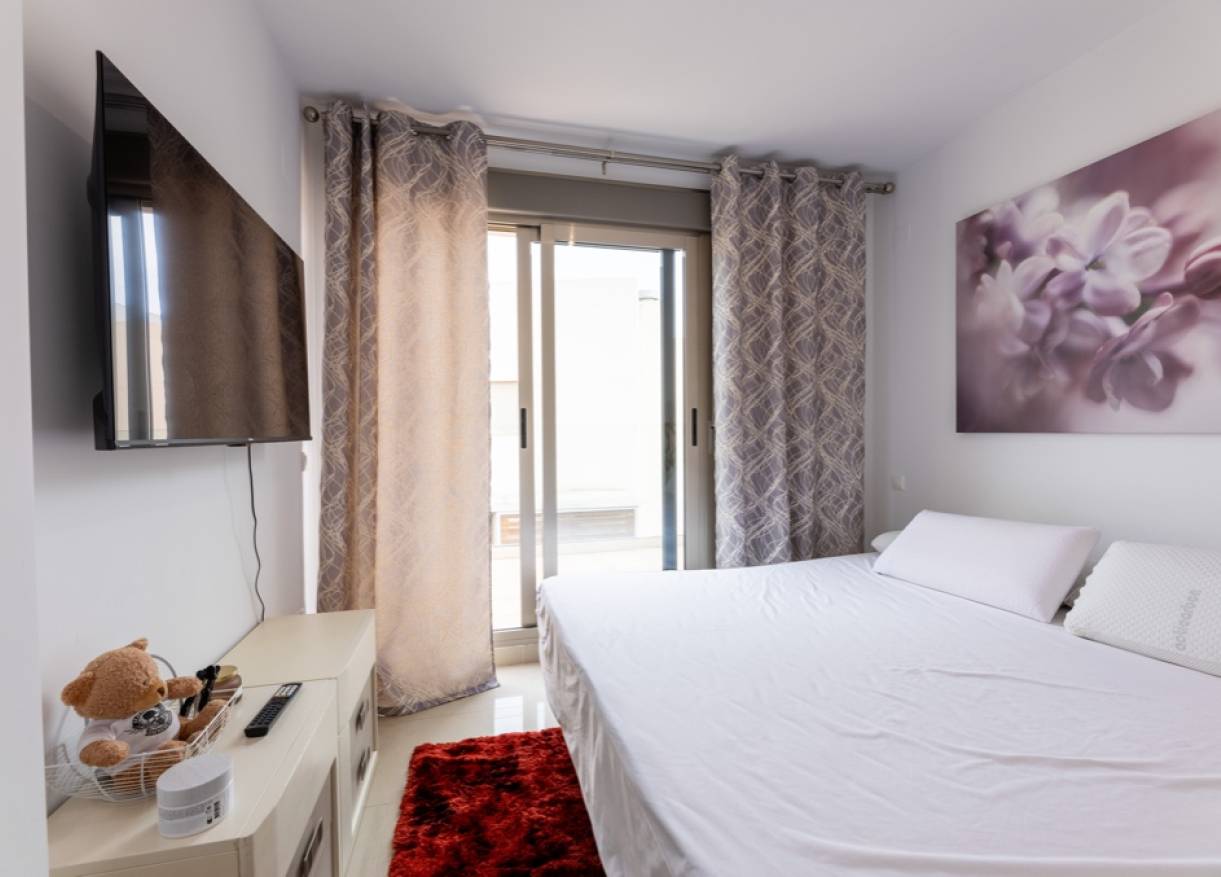 Bestaand - Townhouse / Semi-detached - Punta Prima