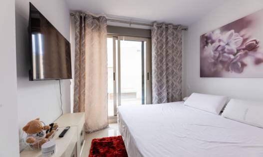 Bestaand - Townhouse / Semi-detached - Punta Prima
