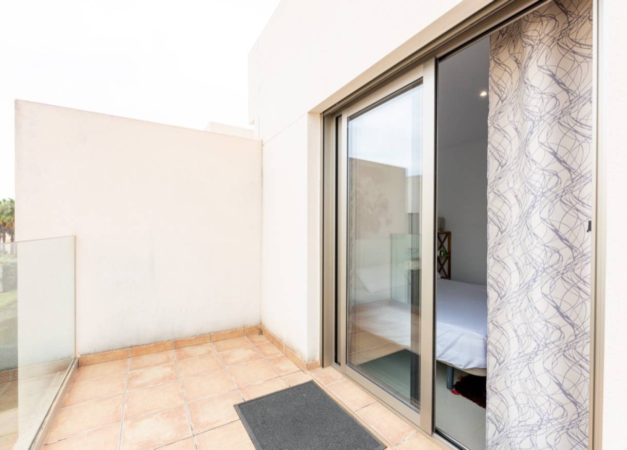 Bestaand - Townhouse / Semi-detached - Punta Prima