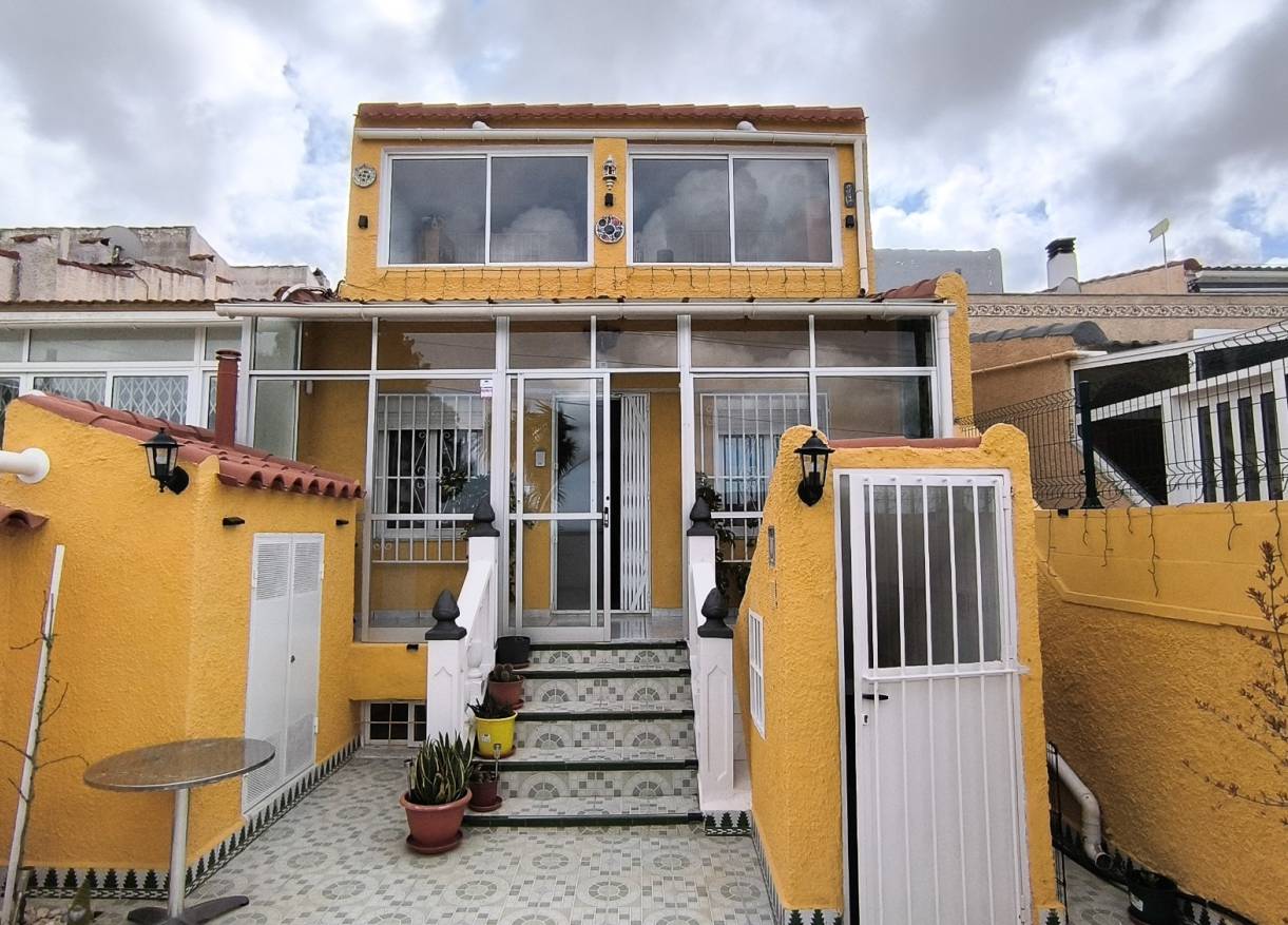 Bestaand - Townhouse / Semi-detached - Ciudad Quesada - Upper Quesada