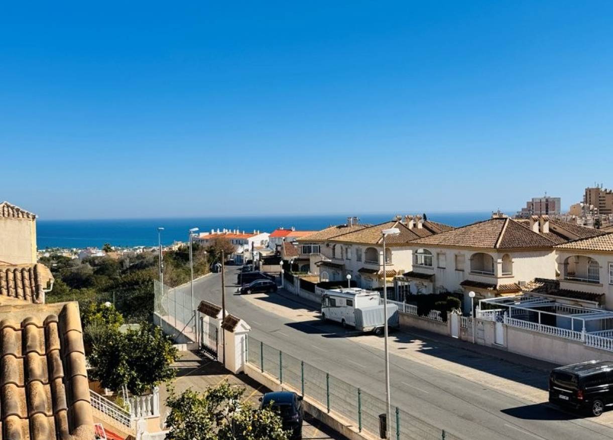 Bestaand - Townhouse / Semi-detached - La Mata - Torrelamata