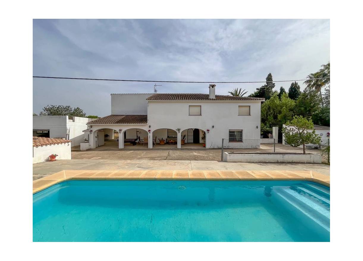 Bestaand - Finca - Denia