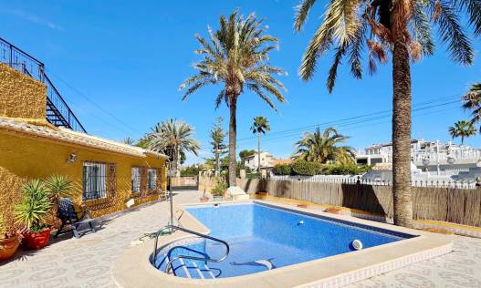 Bestaand - Villa - Orihuela Costa