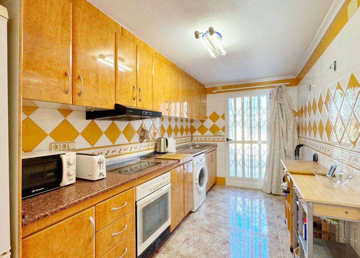 Bestaand - Villa - Orihuela Costa