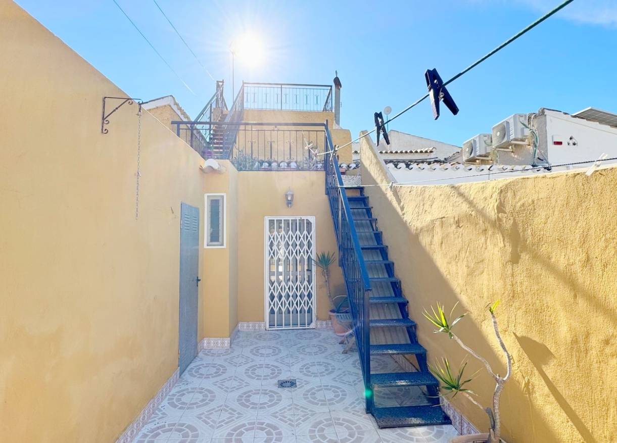 Bestaand - Villa - Orihuela Costa