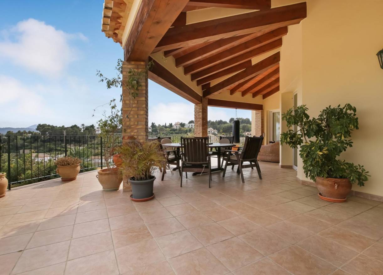Bestaand - Villa - Jávea