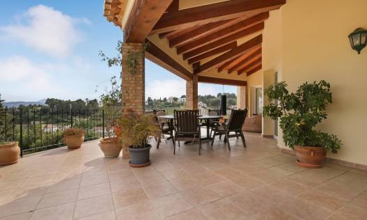 Bestaand - Villa - Jávea