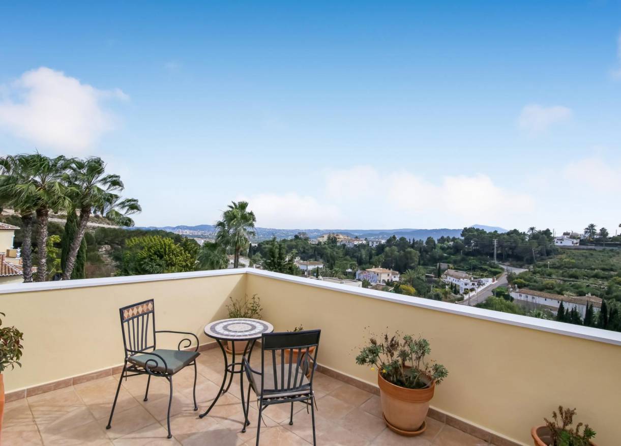 Bestaand - Villa - Jávea