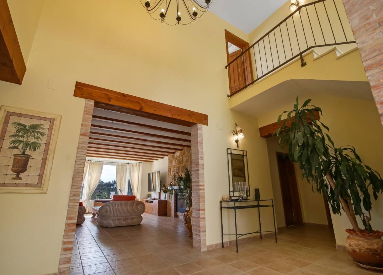 Bestaand - Villa - Jávea