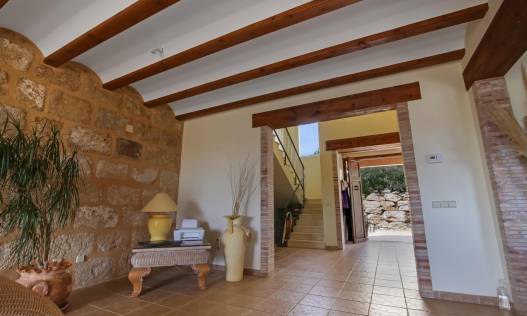 Bestaand - Villa - Jávea