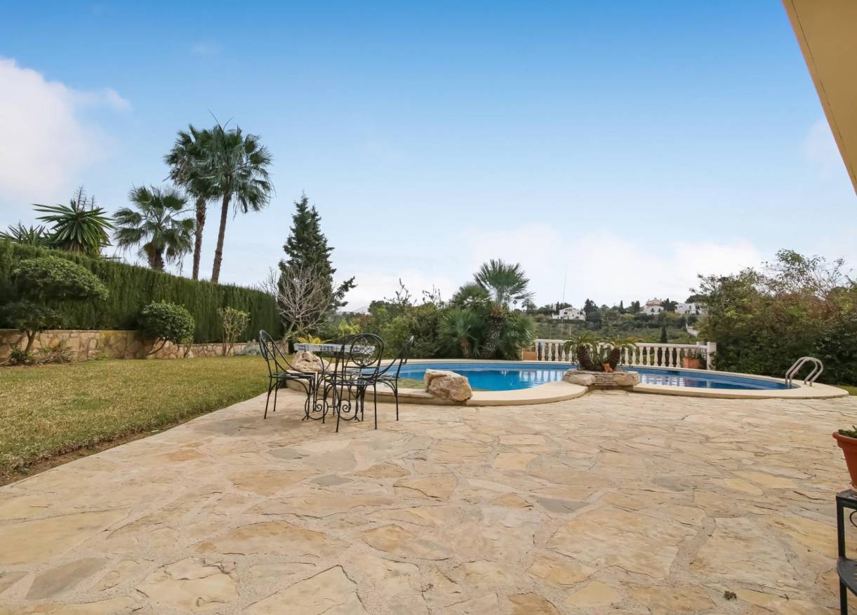 Bestaand - Villa - Jávea