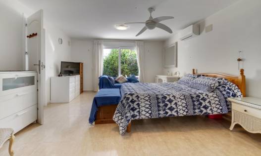Bestaand - Villa - Jávea