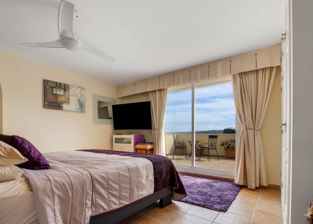 Bestaand - Villa - Jávea