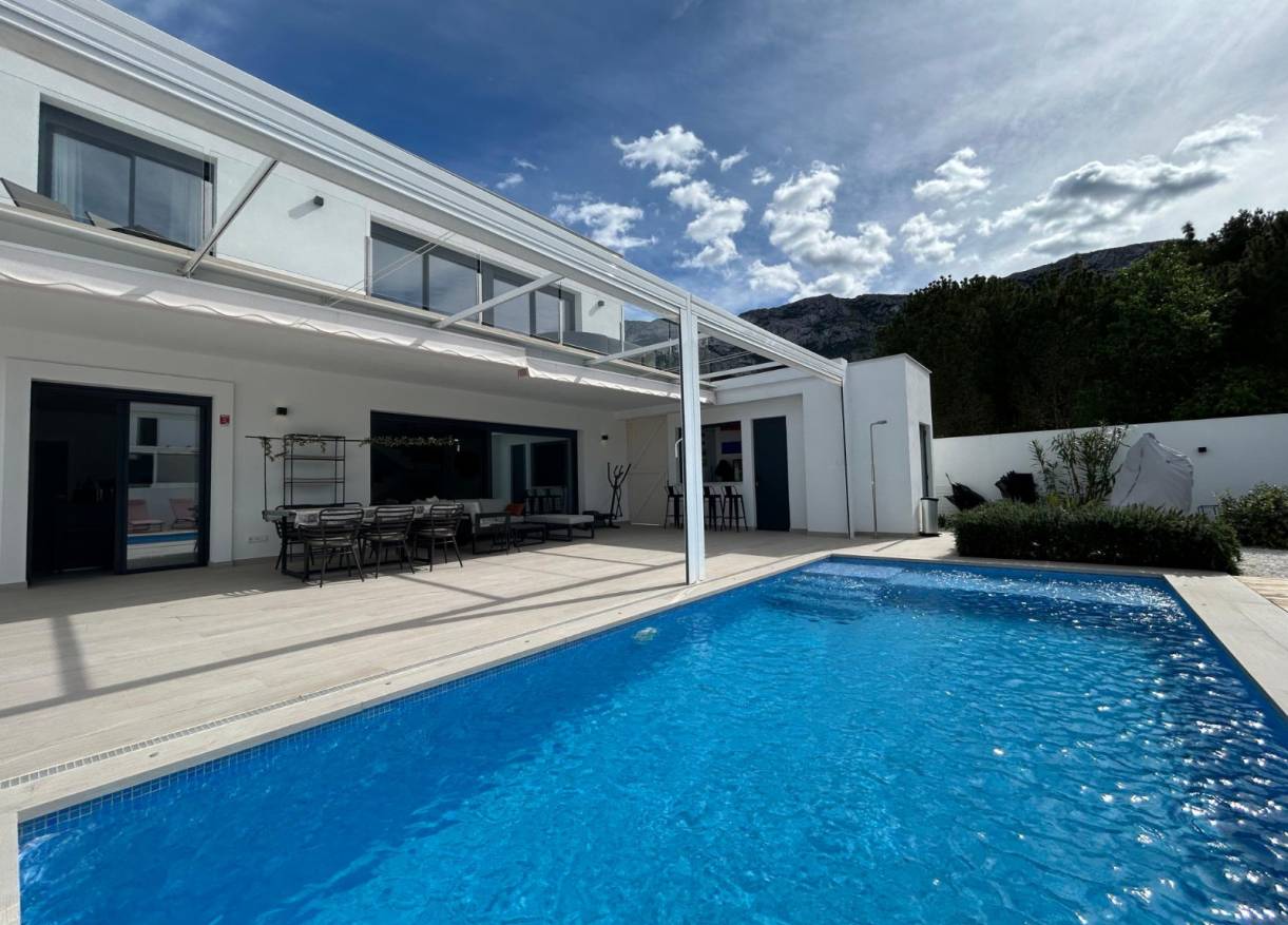 Bestaand - Villa - Denia