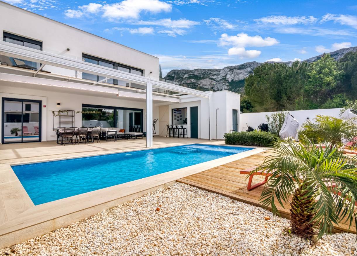 Bestaand - Villa - Denia