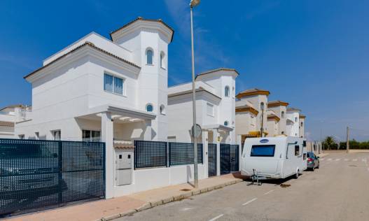 Bestaand - Villa - La Marina