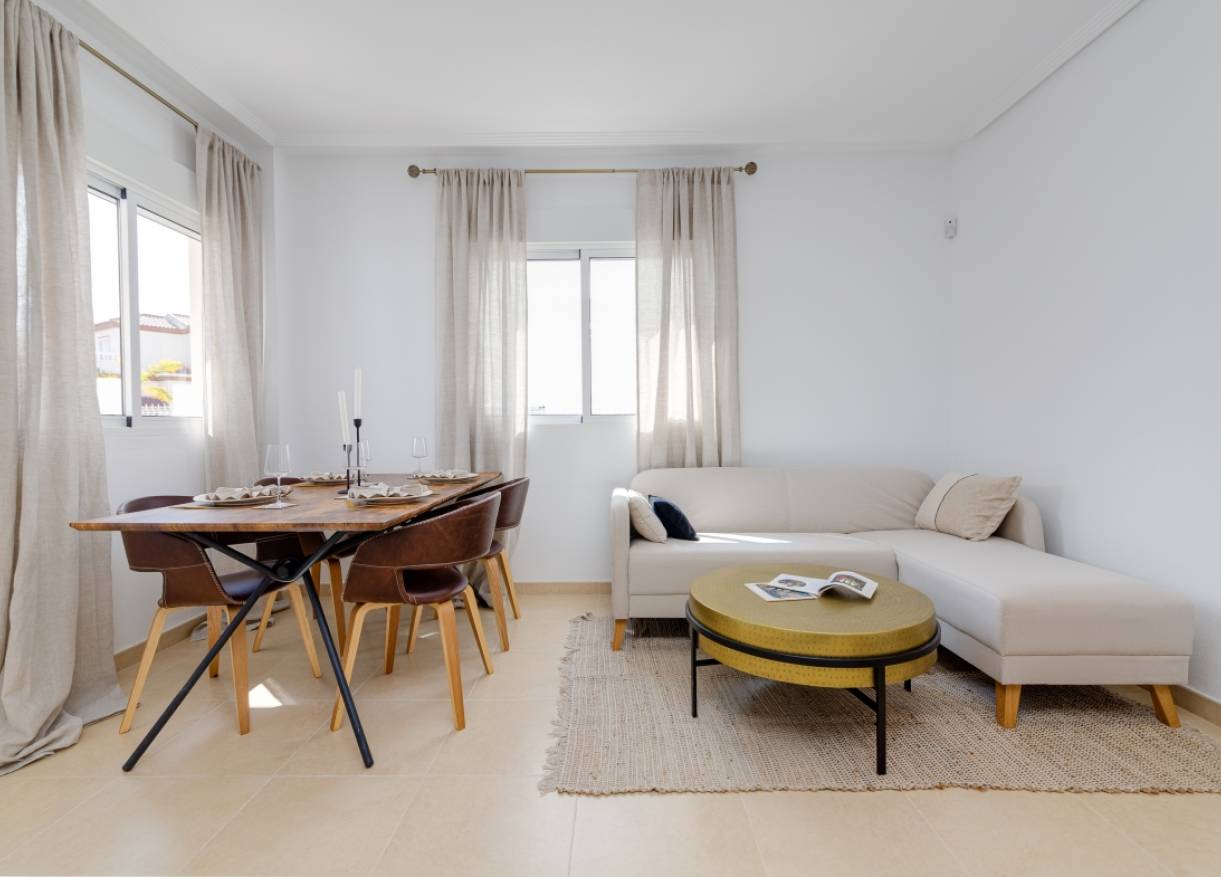 Bestaand - Villa - La Marina