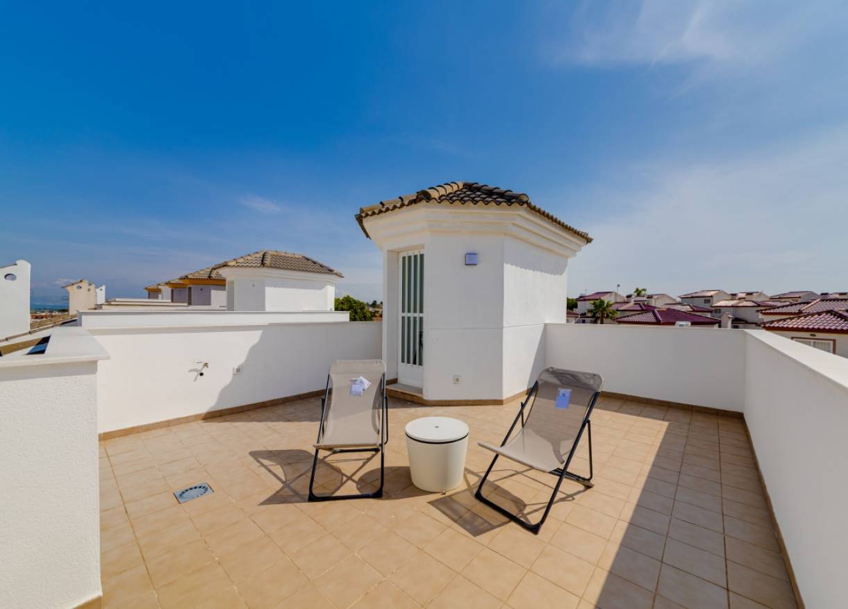 Bestaand - Villa - La Marina