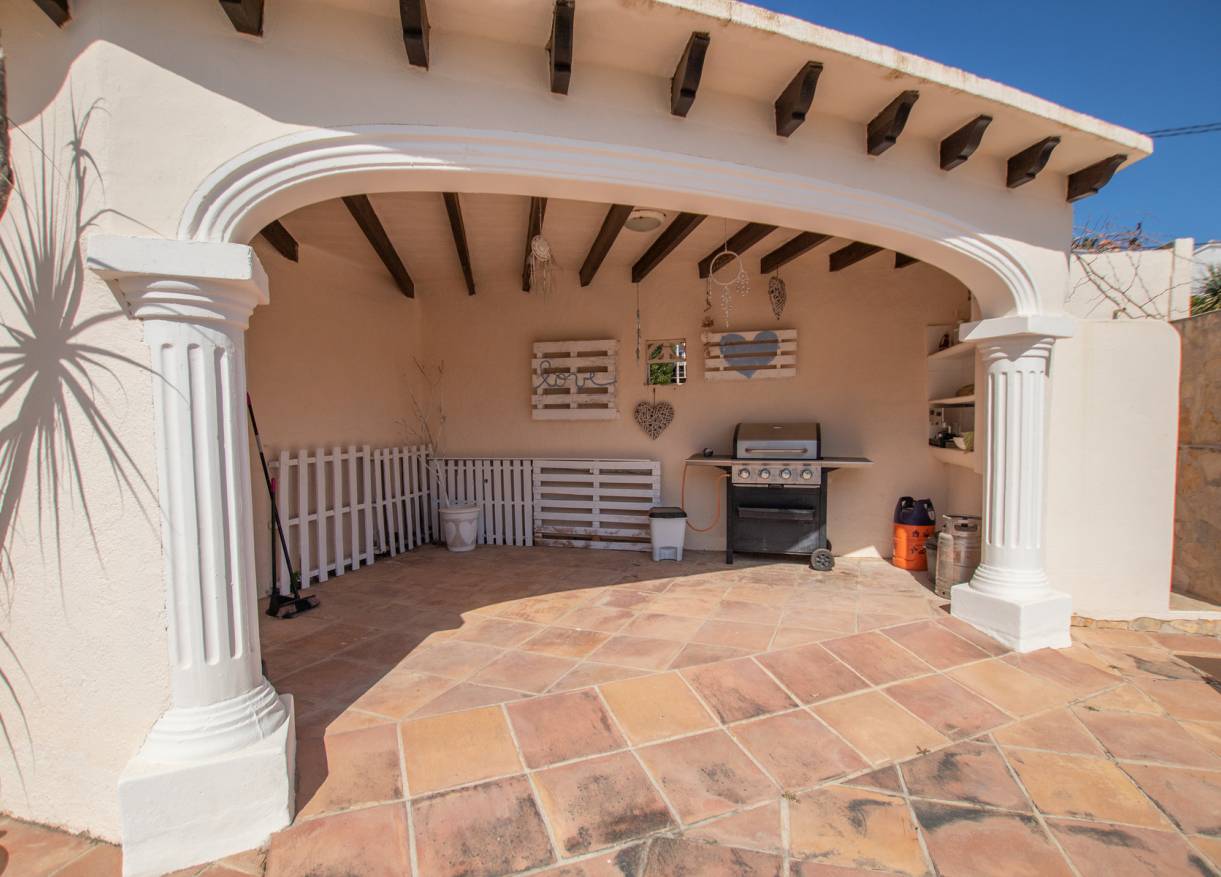 Bestaand - Villa - Denia