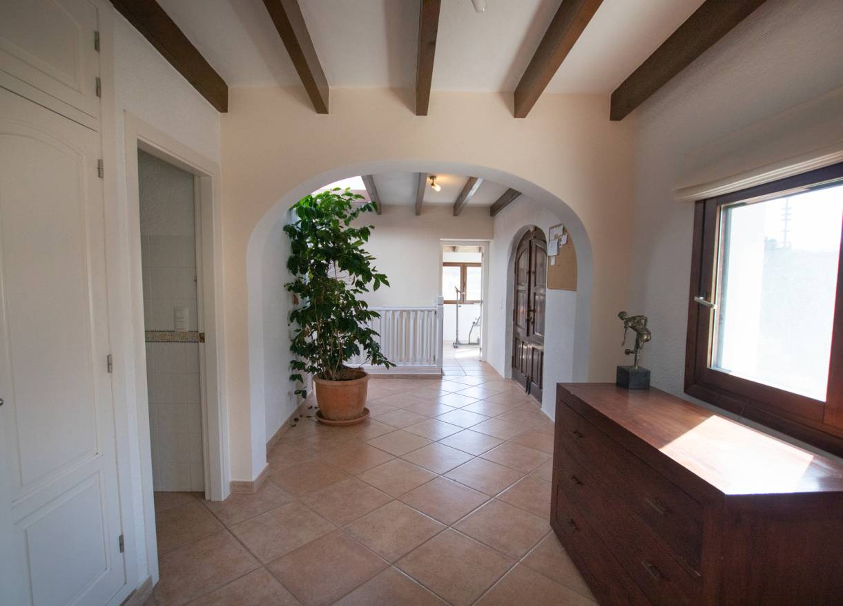 Bestaand - Villa - Denia