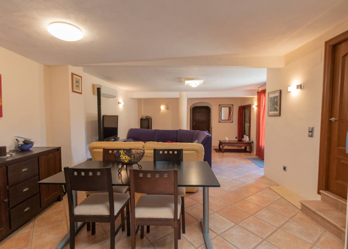 Bestaand - Villa - Denia