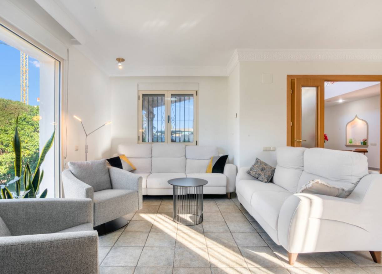 Bestaand - Villa - Denia