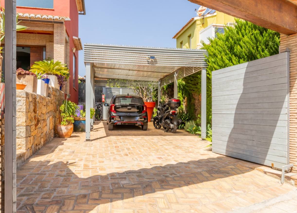 Bestaand - Villa - Denia