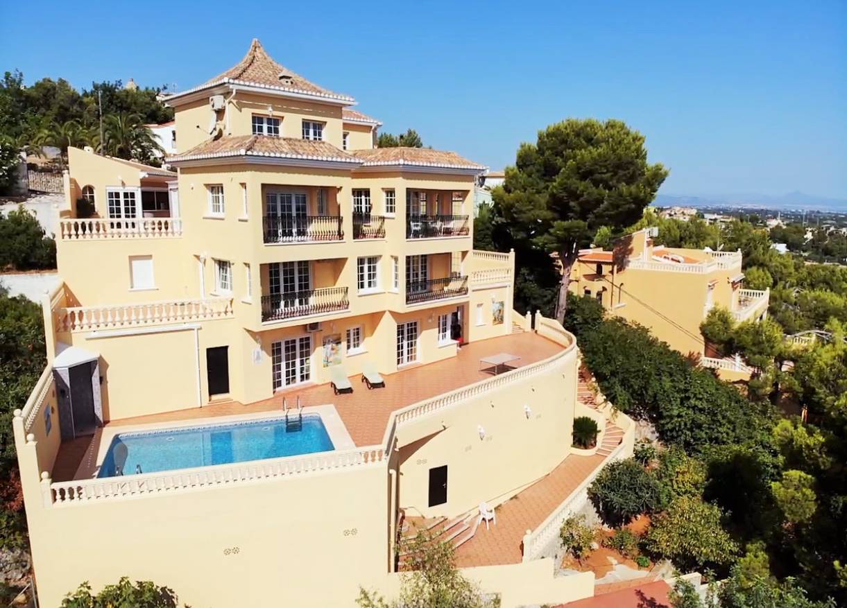 Bestaand - Villa - Denia
